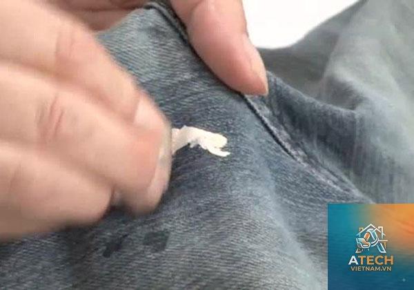 cách chữa keo 502 dính vào áo