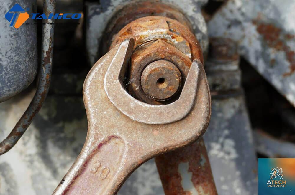 cách mở ốc vít bị rỉ sét - Hình 5
